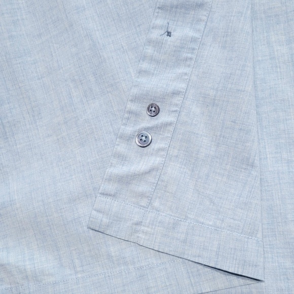 Banana Republic Classic Button Dress Shirt Light Blue Cotton Wool Men Large - Picture 4 of 8